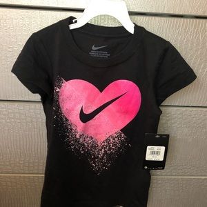 Nike Girls Glitter Heat Core SS Tee Shirt (Black)